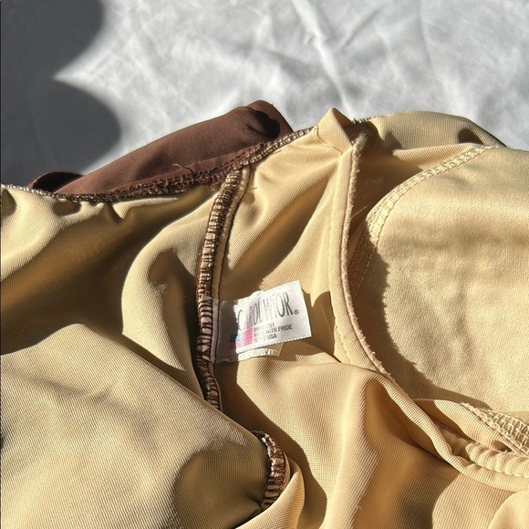 Chic Multicolor Swimsuit - Picture 5 of 7